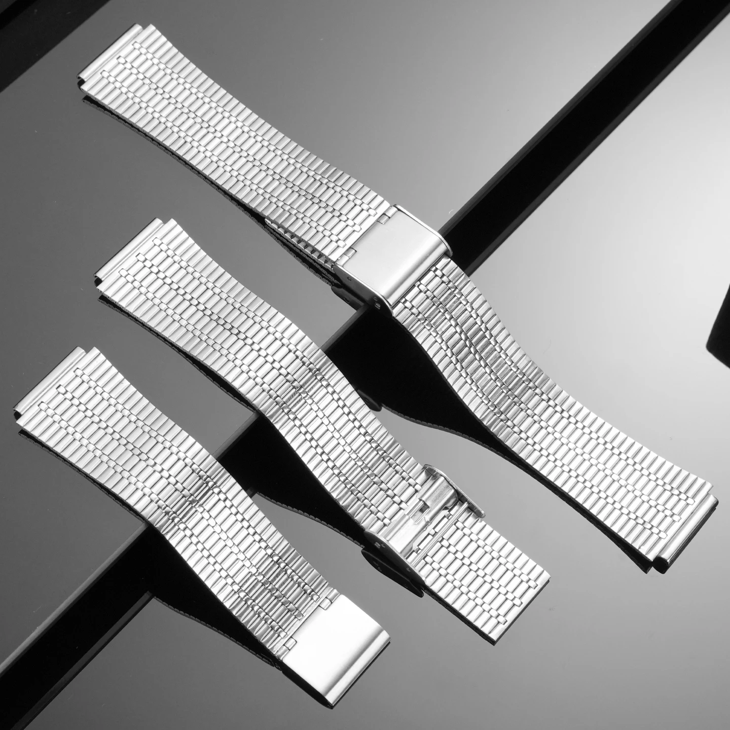 ل Timex Q TIMEX سلسلة 18 مللي متر الفولاذ المقاوم للصدأ حزام ساعة اليد TW2T80700 TW2U61300 TW2U61200 ريترو المعادن حزام الساعات استبدال سوار