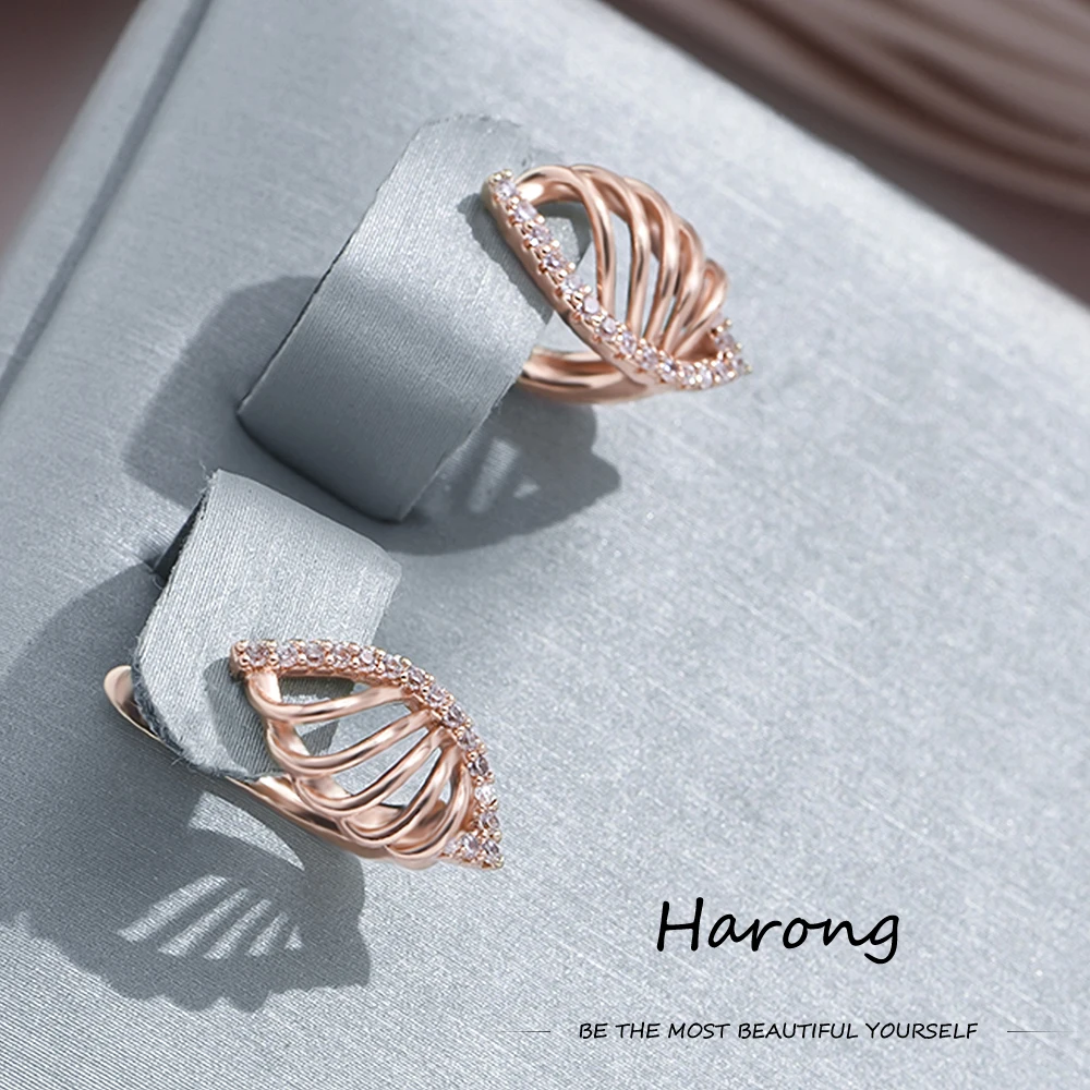 Harong Rose Gold Color Hollow Stud Earrings Luxury Inlaid Crystal Vintage Women Jewelry Gift for Wedding Birthday Party