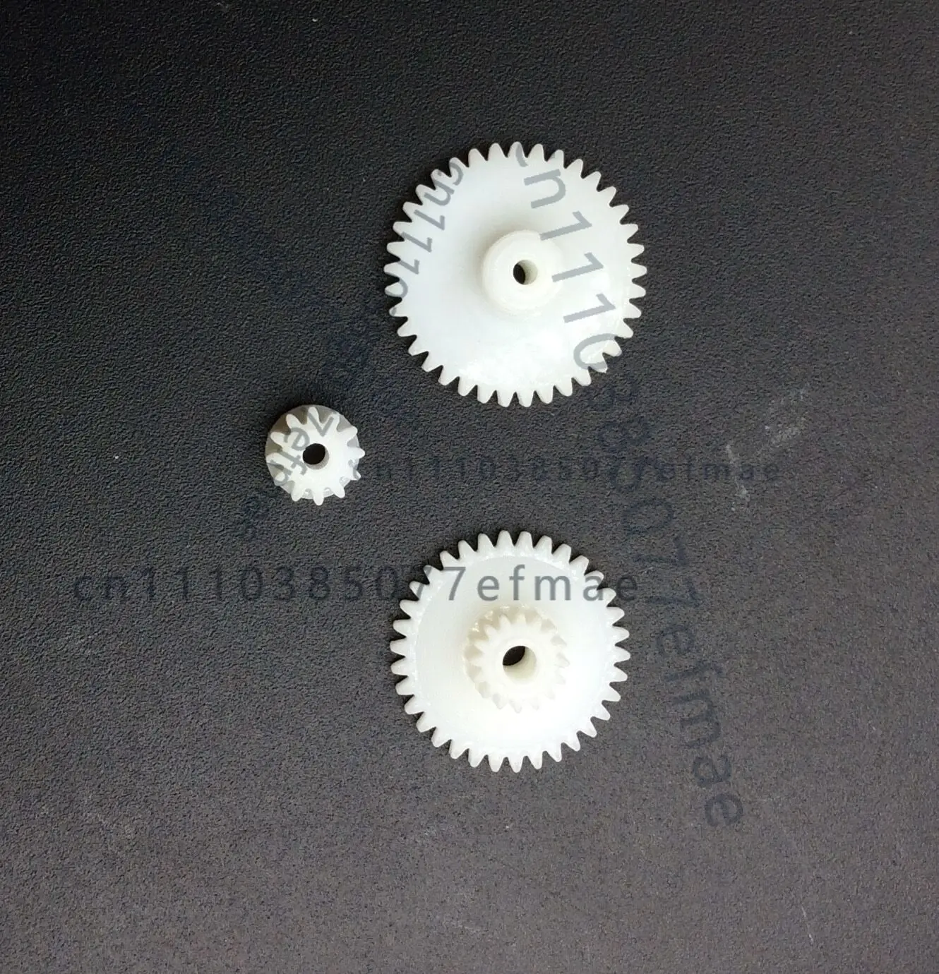 

Комплект из 3 шестеренок для кассетного магнитофона Philips AR108 508