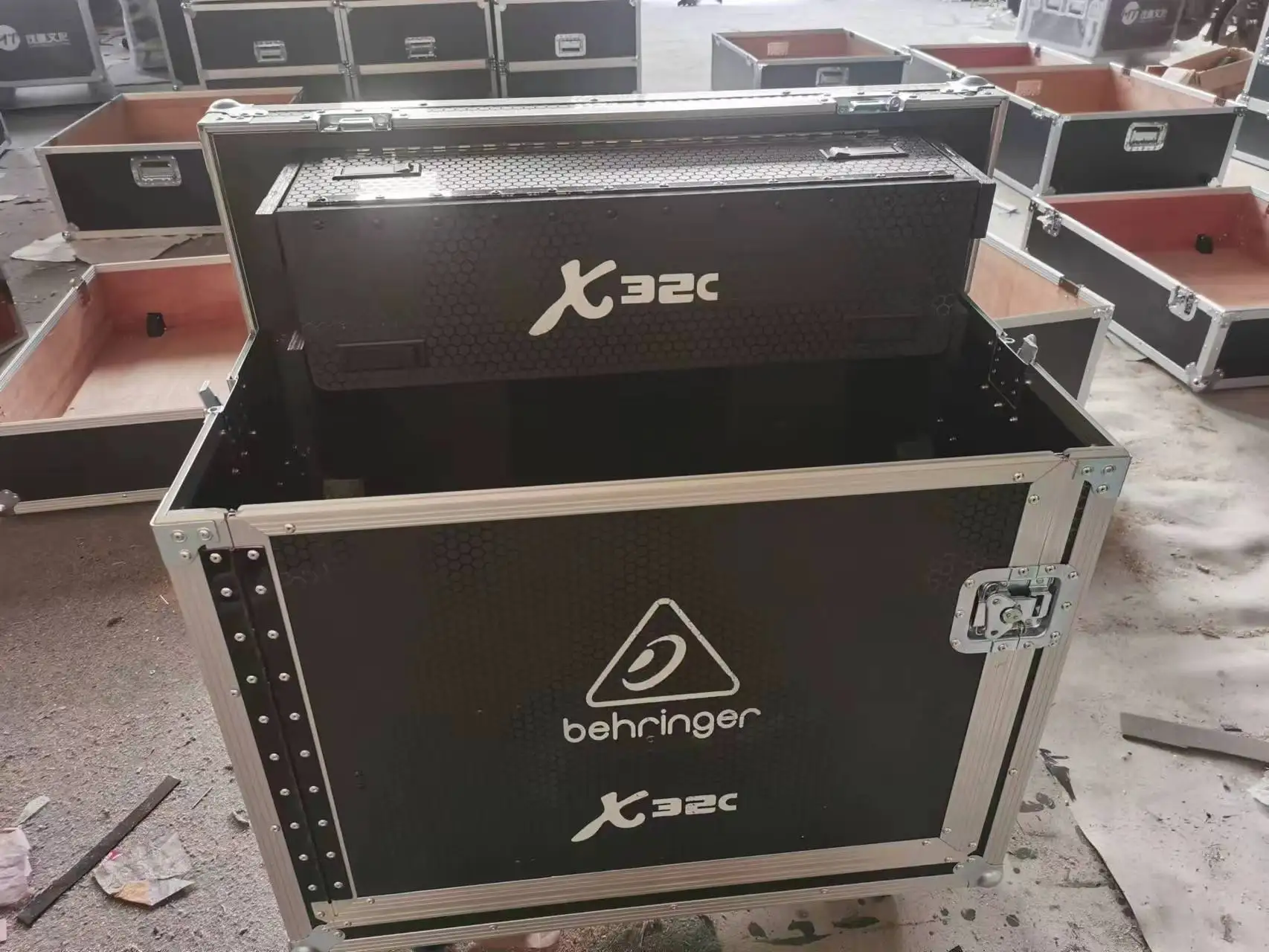 

Компактный чехол ForX32 Легко втягивающийся чехол для полета гидравлического микшера для X32