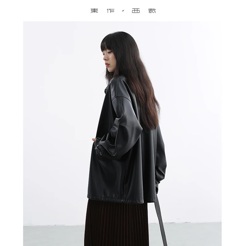 柔らかく快適な肌触り～レディース スモールスタンドカラー レザー ジャケット、クラシックなアメリカン バイカー風PUレザー ルーズジャケット、ドローストリングヘムデザイン