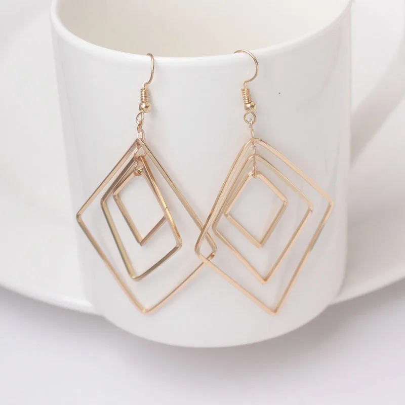 New Exaggerated Hanging Earrings for Women Gold Color Hollow Rhombus Pendants Dangle Earrings Personality pendientes mujer