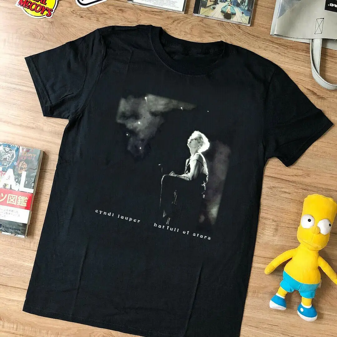 Vtg редкая Cyndi Lauper 1993 шляпа со звездами Черная Мужская футболка всех размеров Vtg редкая Cyndi Lauper 1993 шляпа со звездами Черная Мужская футболка всех размеров