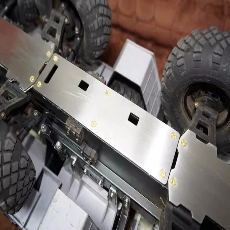 Chassis Armor Protection Plate Enhanced Crash Protection Suitable for CROSS-RC BC8 1/12 Eight-wheel Drive 8x8 Military Truck