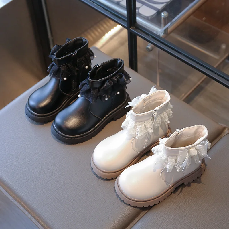 

Сапоги из искусственной кожи для девочек, осенне-зимняя новая кружевная модная бархатная нескользящая теплая обувь с короткими щиколотками, размер 26-36