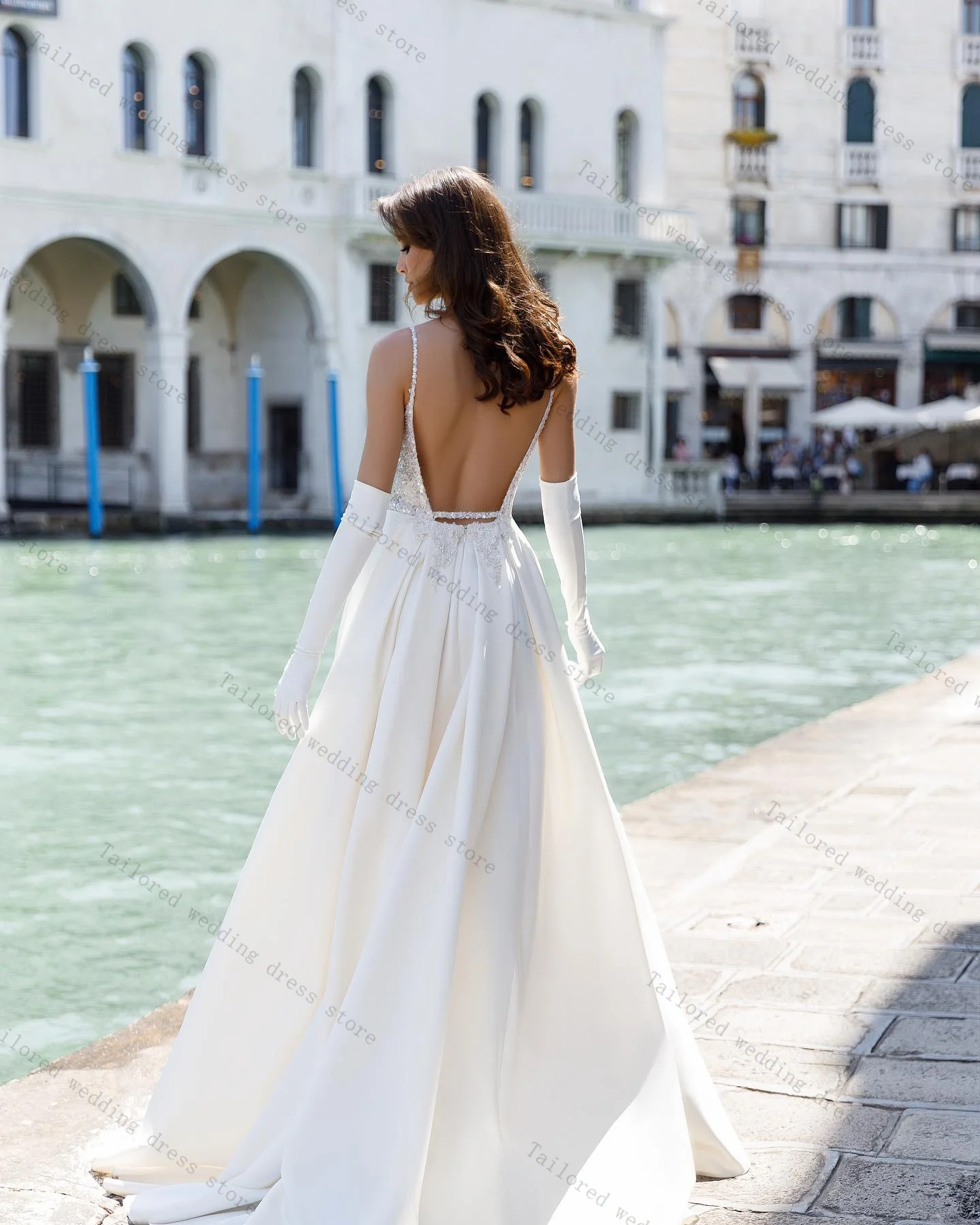 فساتين زفاف نسائية فاخرة ترتر بأكمام قابلة للانفصال فستان زفاف مثير بدون ظهر حديقة الكنيسة رداء مخصص سويب تراين