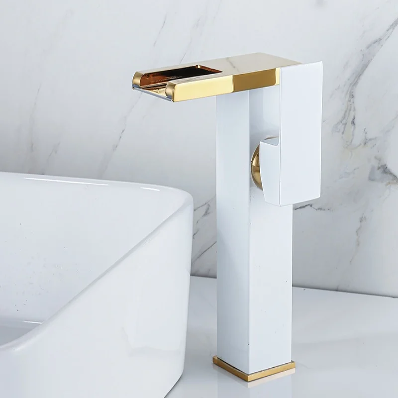 

Современные стили Смеситель для раковины Белый смеситель для ванной комнаты Медный холодильный смеситель для горячей и холодной воды Смеситель-водопад I