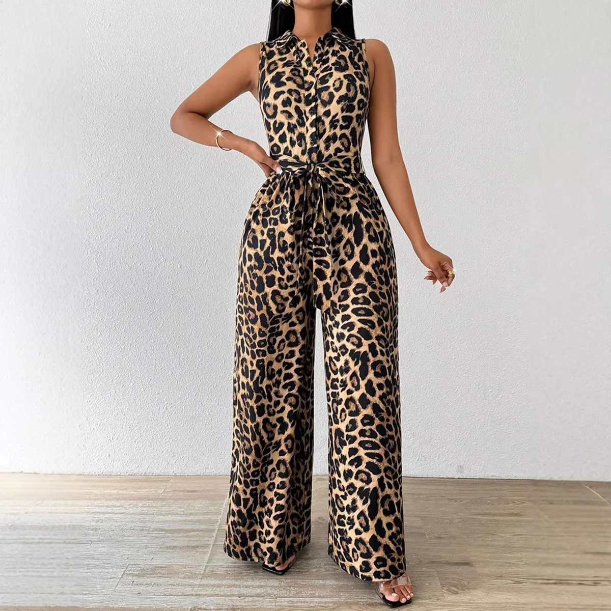 

2026 Summer Women's New Leopard Print Jumpsuit Sexy Sleeveless Jumpsuit