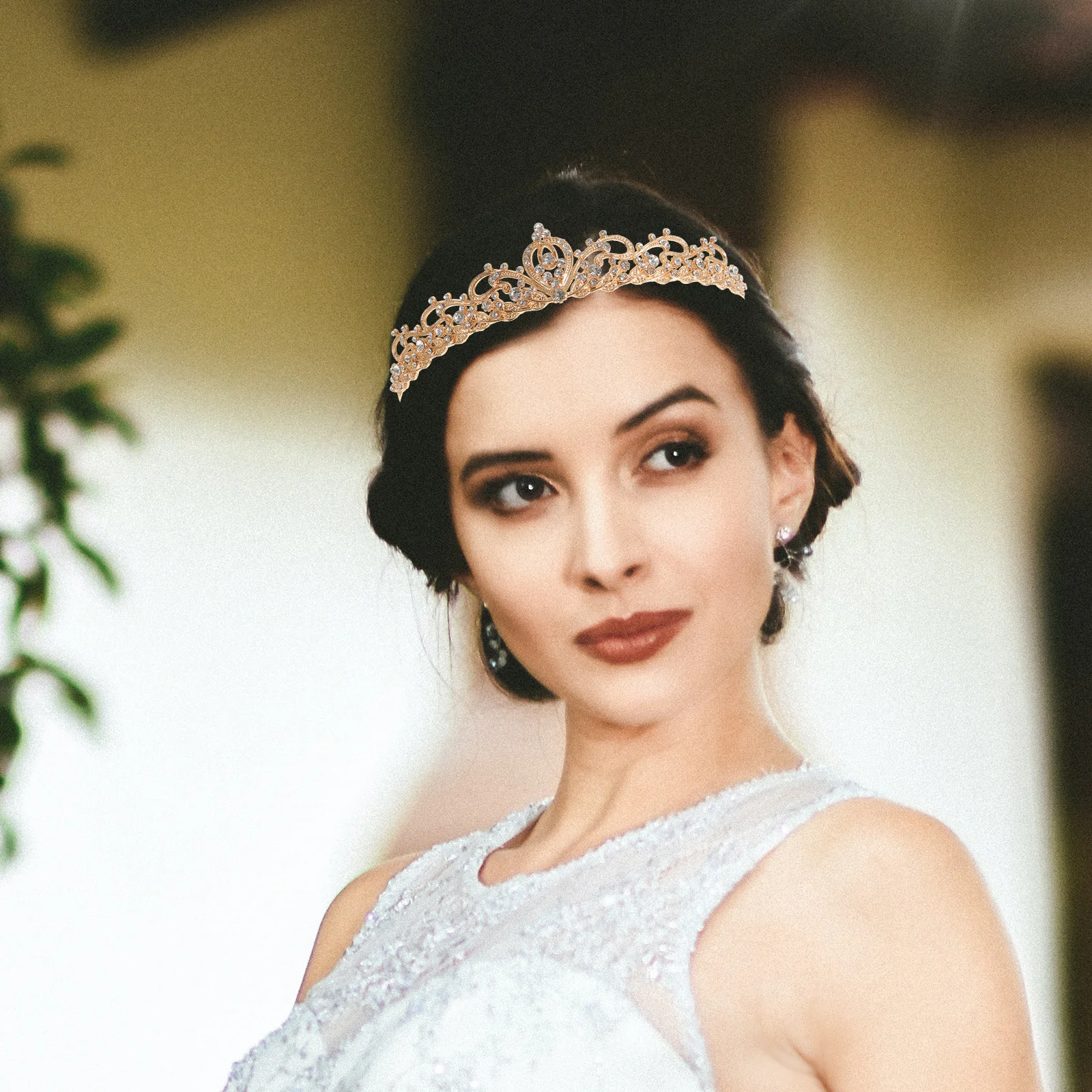 

Vintage Baroque Bridal Crown Headband Rhinestone Wedding Hair Jewelry Elegant Tiara for Bride Royal Party Masquerade Costume