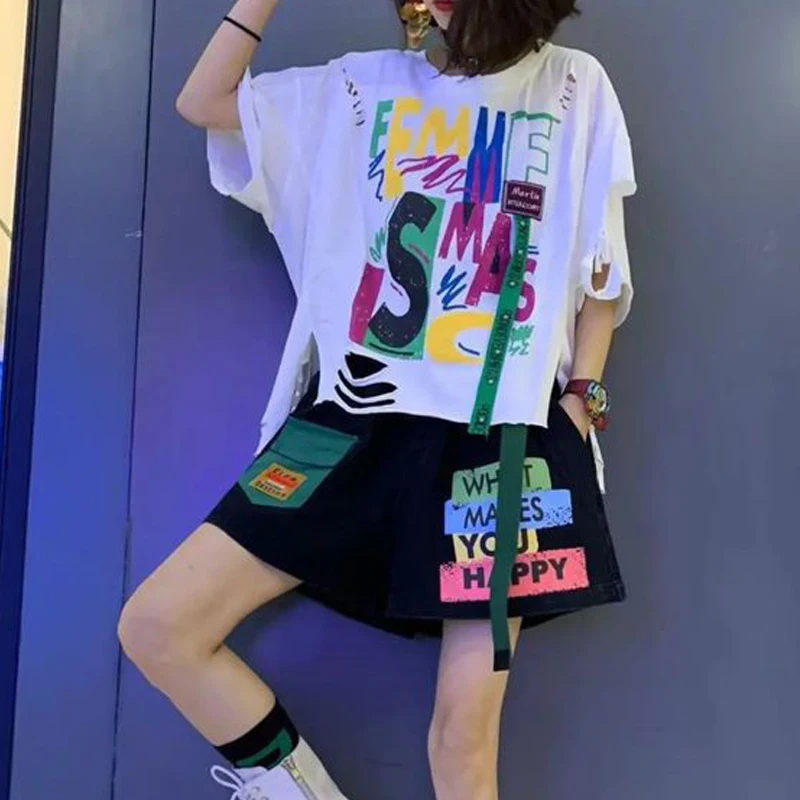 Conjunto de ropa de calle Harajuku para mujer, camiseta de manga corta con agujeros Y2K, pantalones cortos deportivos holgados informales, ropa de