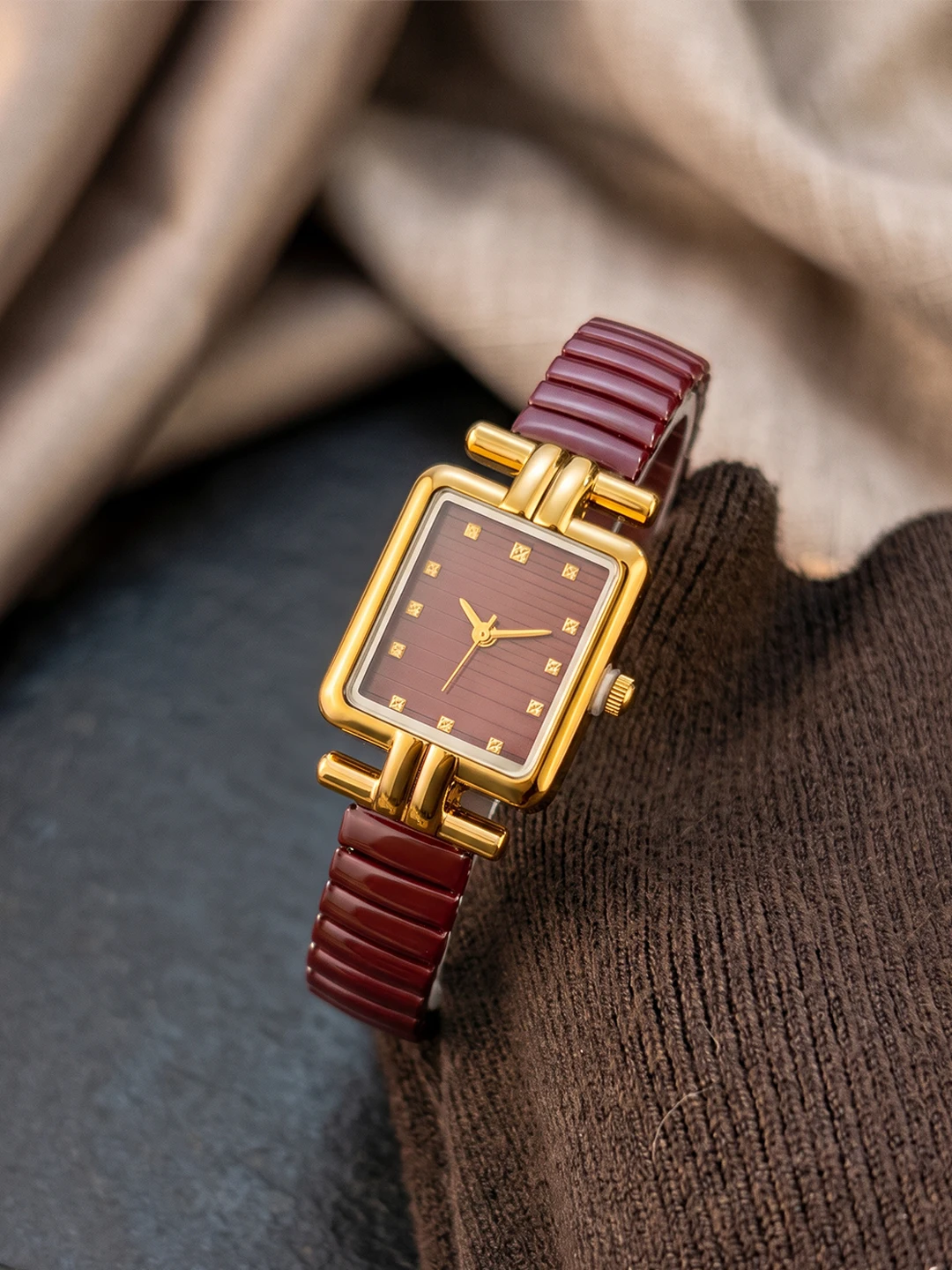 Retro Fashion Rectangular Striped Texture Dial Colorful Elastic Steel Band Analog Ladies Wrist Watch