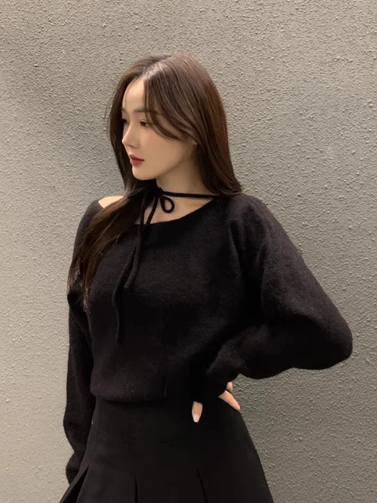 เสื้อสเวตเตอร์ถักนิตติ้งเนื้อนุ่มเก๋ไก๋ผู้หญิงหลวมคอแนวทแยงสบายอเนกประสงค์ยาว Sve ฤดูใบไม้ร่วงแฟชั่นเทรนด์