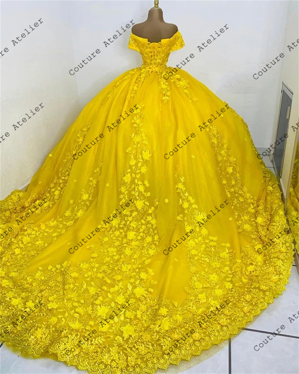 Pizzo giallo messicano con spalle scoperte 15 anni abito Quinceanera 2024 abito dolce 16 abito da festa Lace Up vstidos de gala