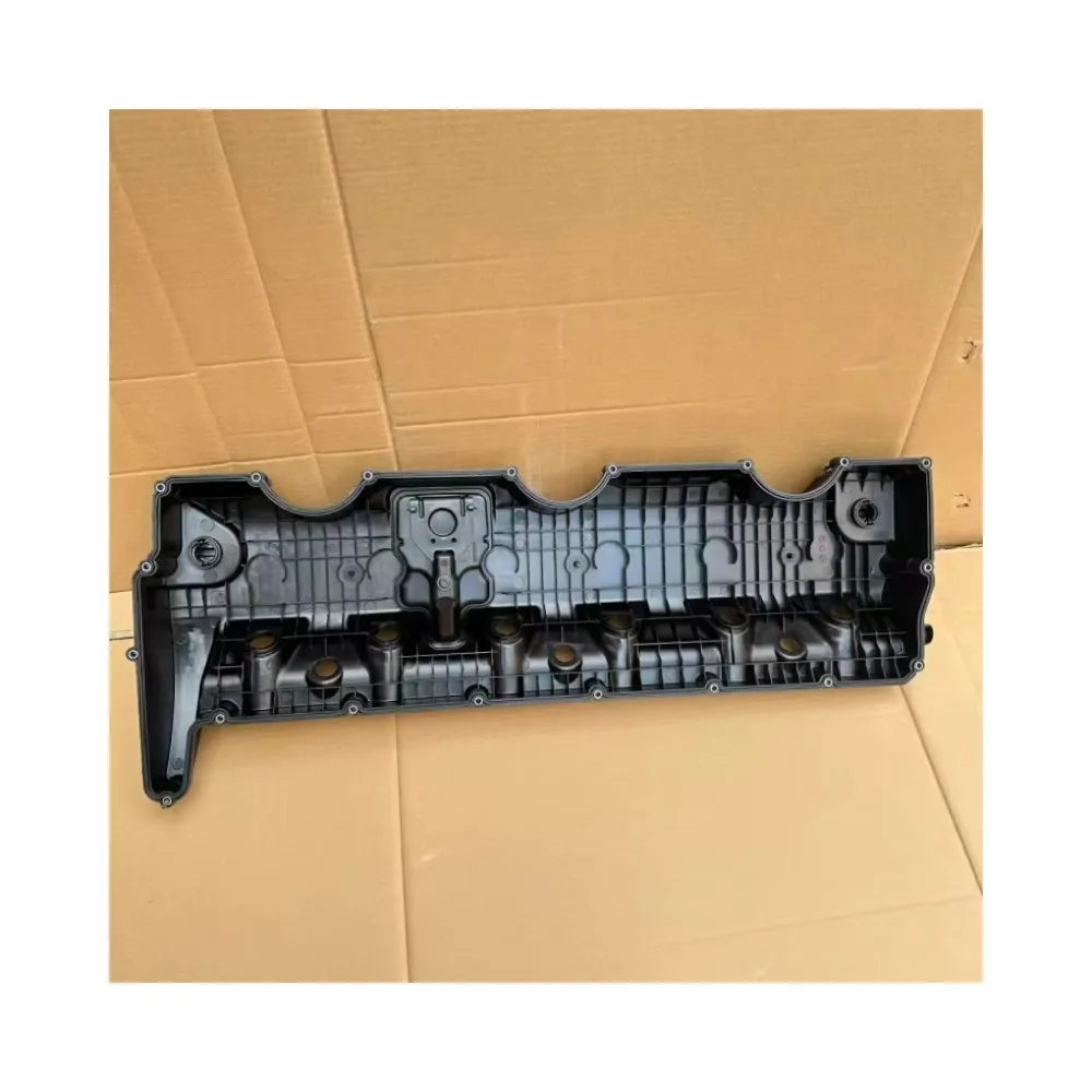 Engineering machinery engine valve cover