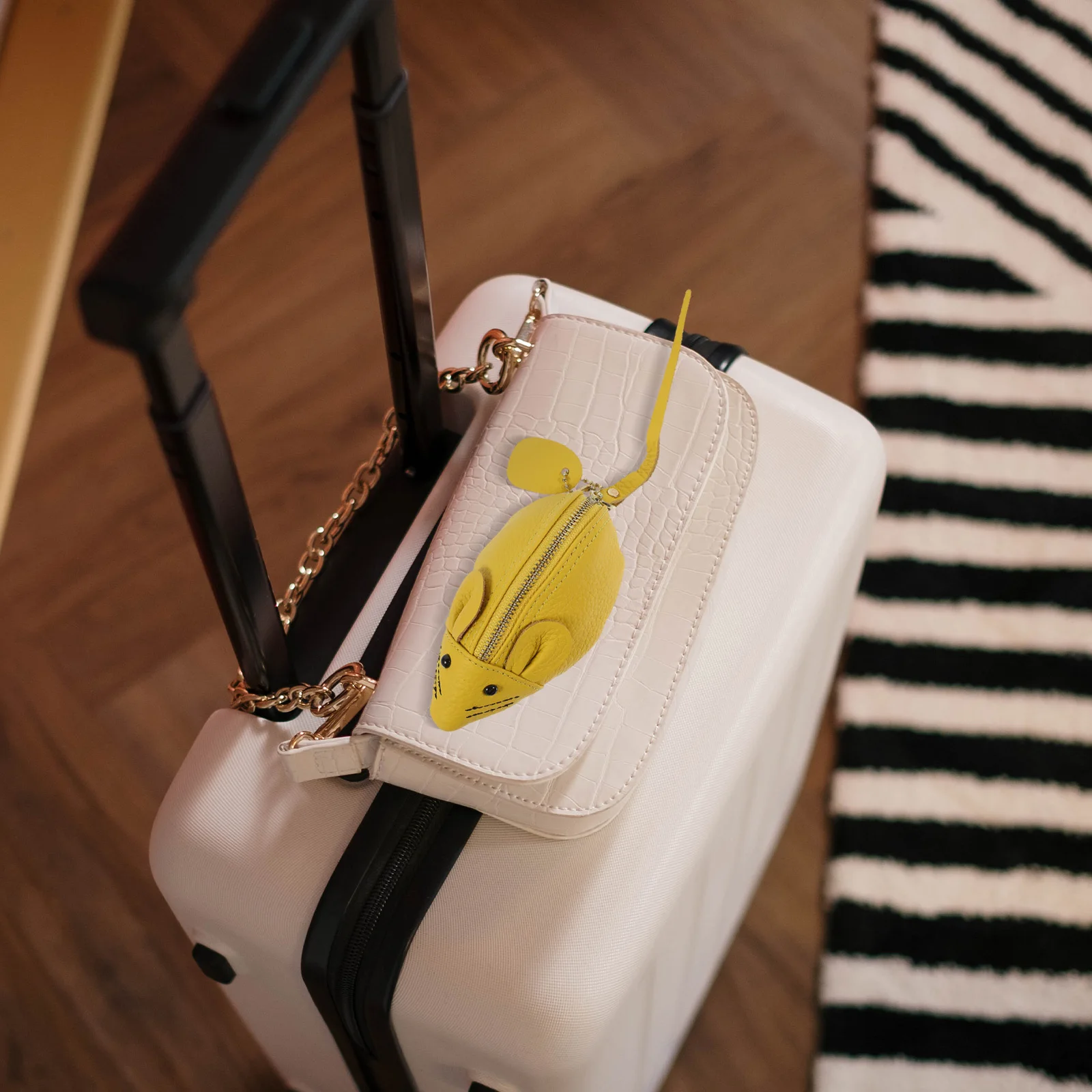 

Adorable Cartoon Mouse Coin Pouch Supple Storage Bag Portable Earphone Cash Card Holder Durable Gift for Girls Children