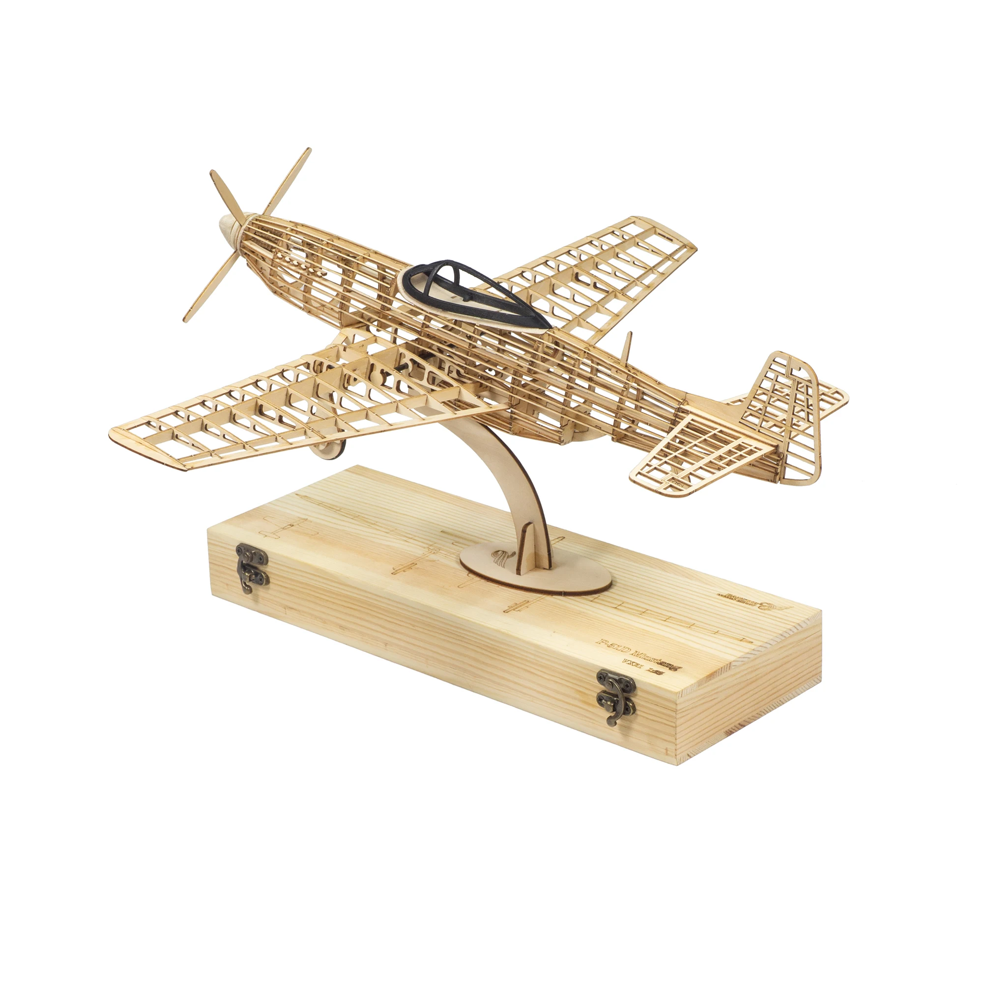 AEO 1:25 P-51D Mustang Laserow – Model Kit Mustang recenzja i cena