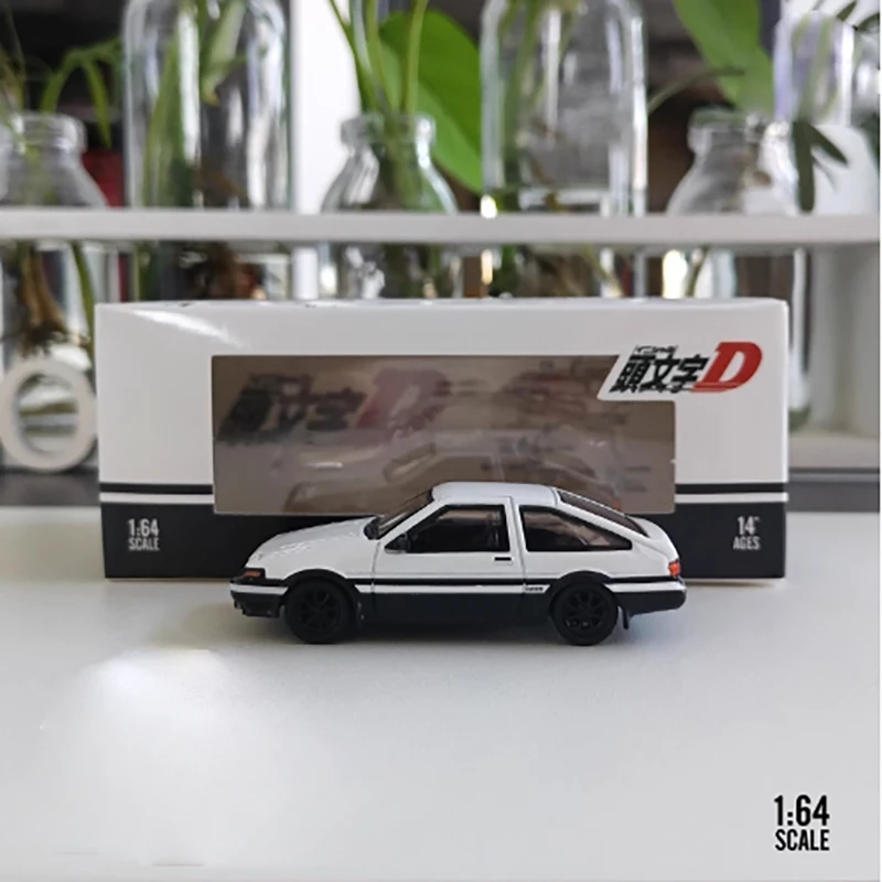 다이캐스트 1:64 스케일 AE86 RX-7 시뮬레이션 합금 자동차 모델 정적 디스플레이 소장품 장난감 선물 기념품 장식 장식품