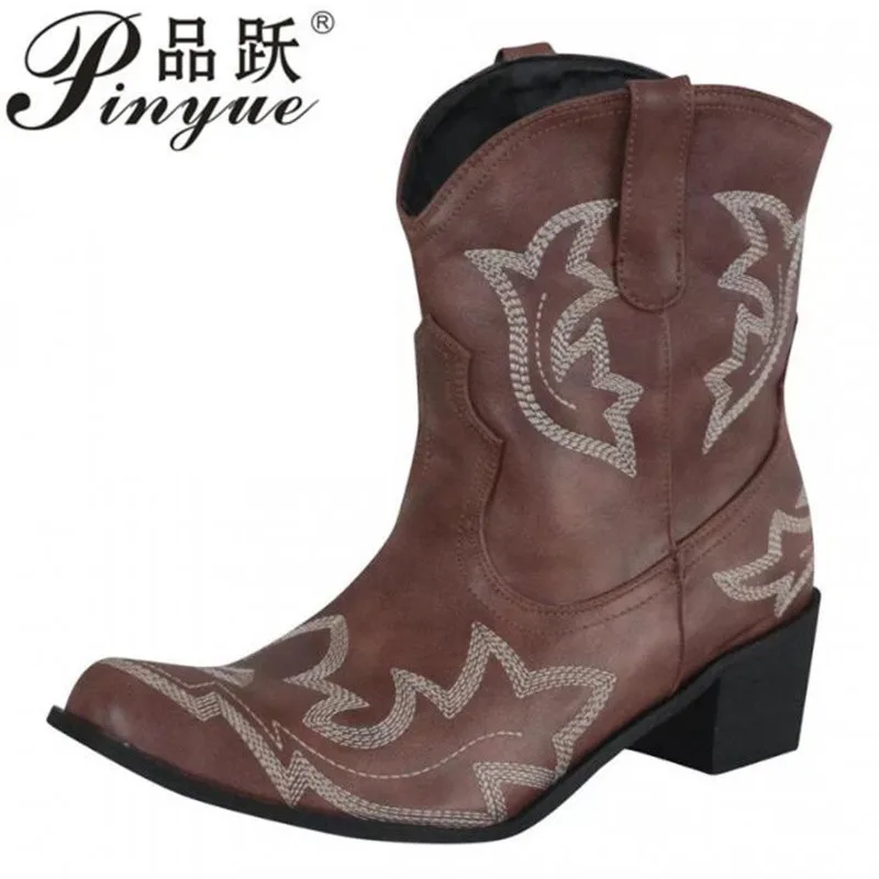 Women's Autumn/Winter New Embroidered Western Cowboy Boots, European and American Fashion High Heel Banquet Boots 34 43