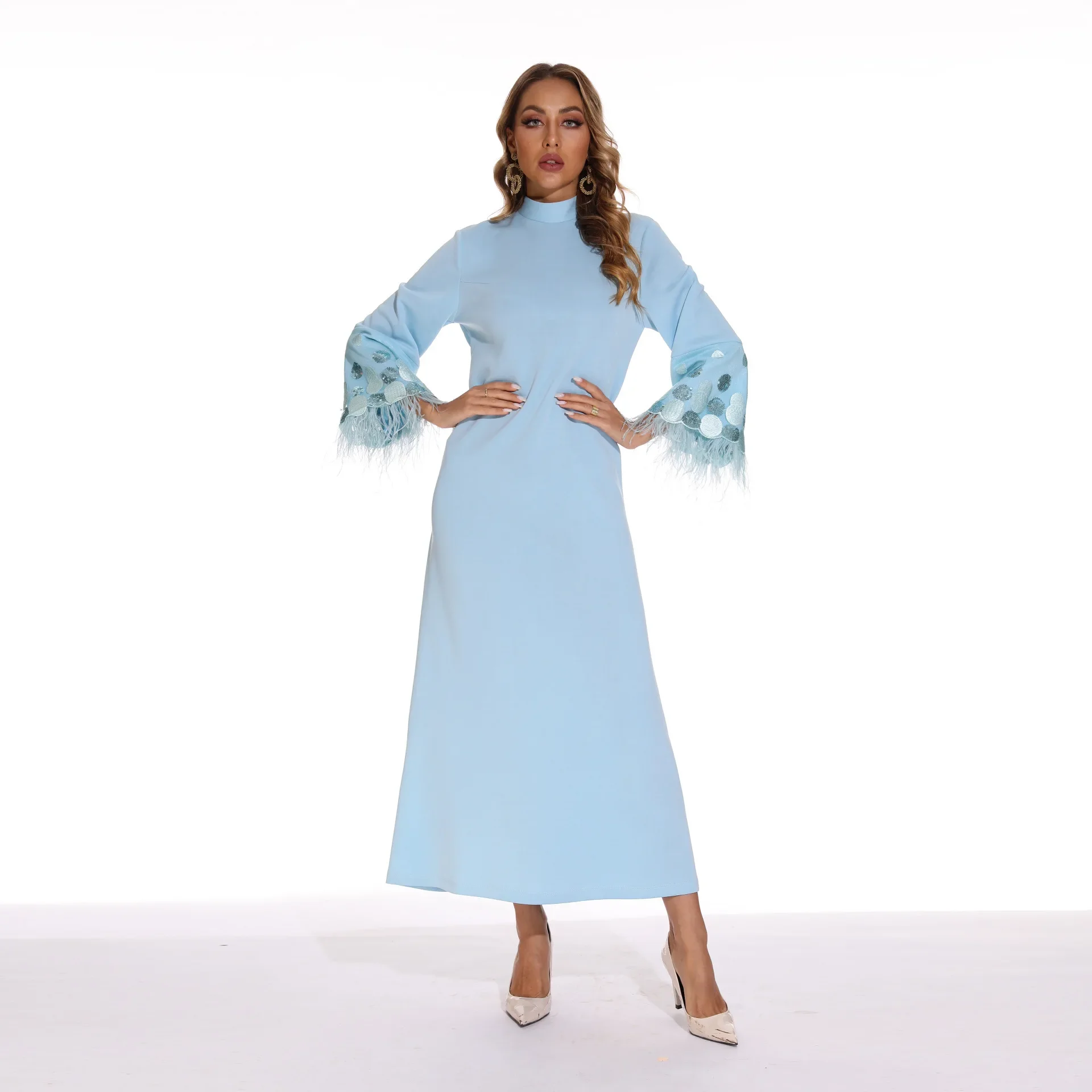 Muslim Dress Women 2022 New Elegant Solid Middle East Arab National Round Neck Sequin Feather Sleeve Long Robe Femme Musulmane