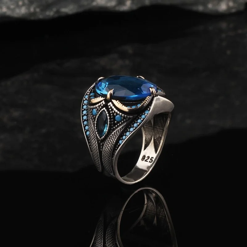 Vintage Oval Inlaid Blue Zircon Stones Men Rings Retro Silver Color Metal Carving Punk Rings Jewelry