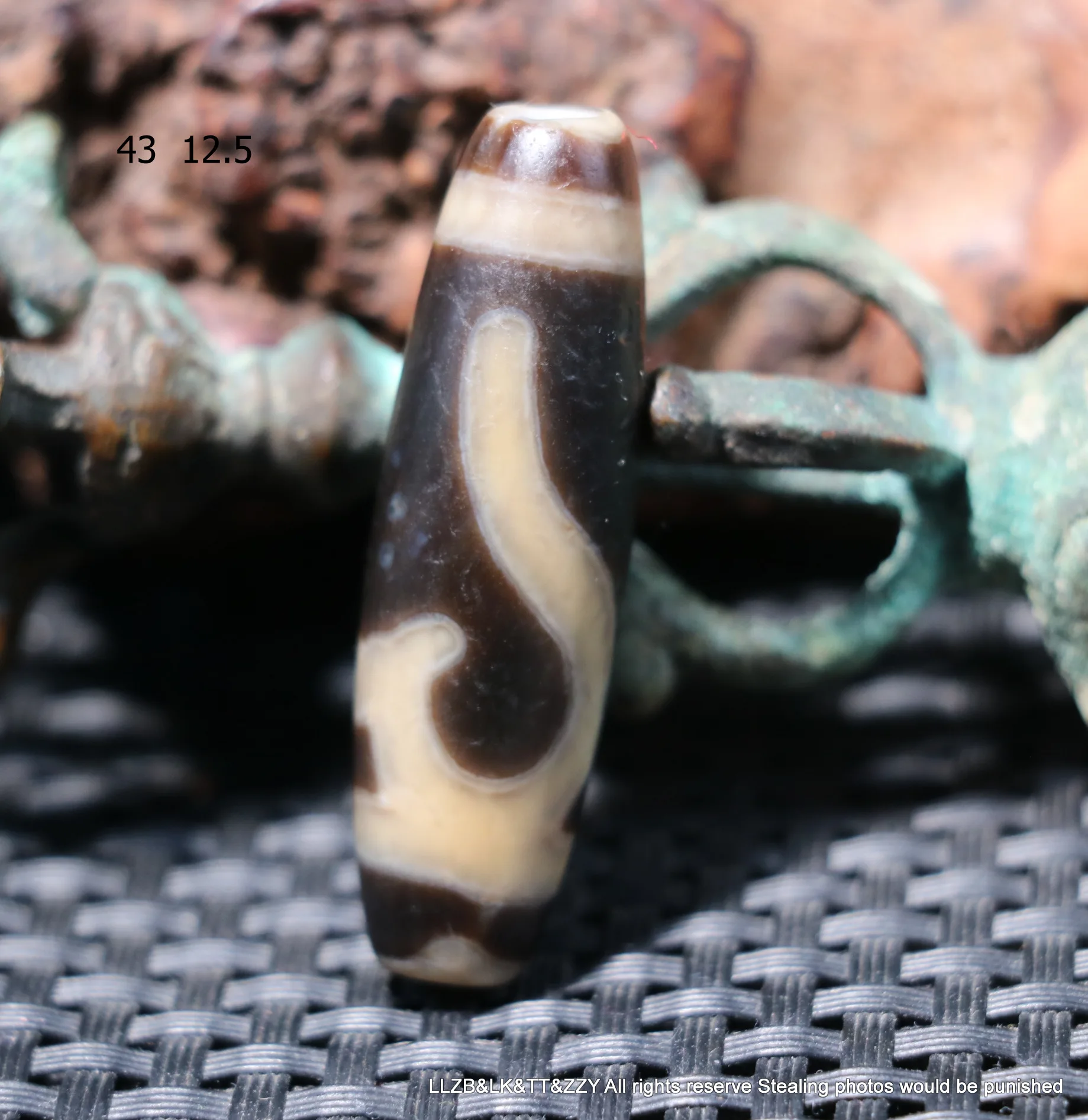 Energy Power Tibetan Old Agate Ruyi As You Wish Hook Symbolize dZi Bead Pendant Amulet LKbrother Sauces Top Quality UPD0907A25