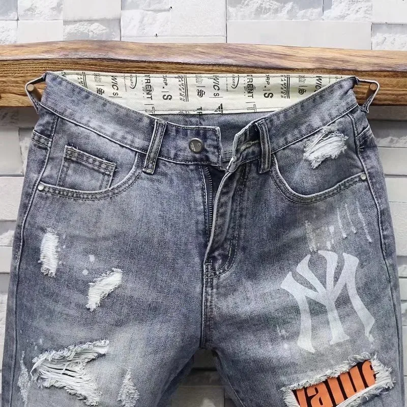 Light Colored Ripped Short Pants Korean Version Five Point Horse Pants Trendy Men's Clothing Personality Handsome Jeans