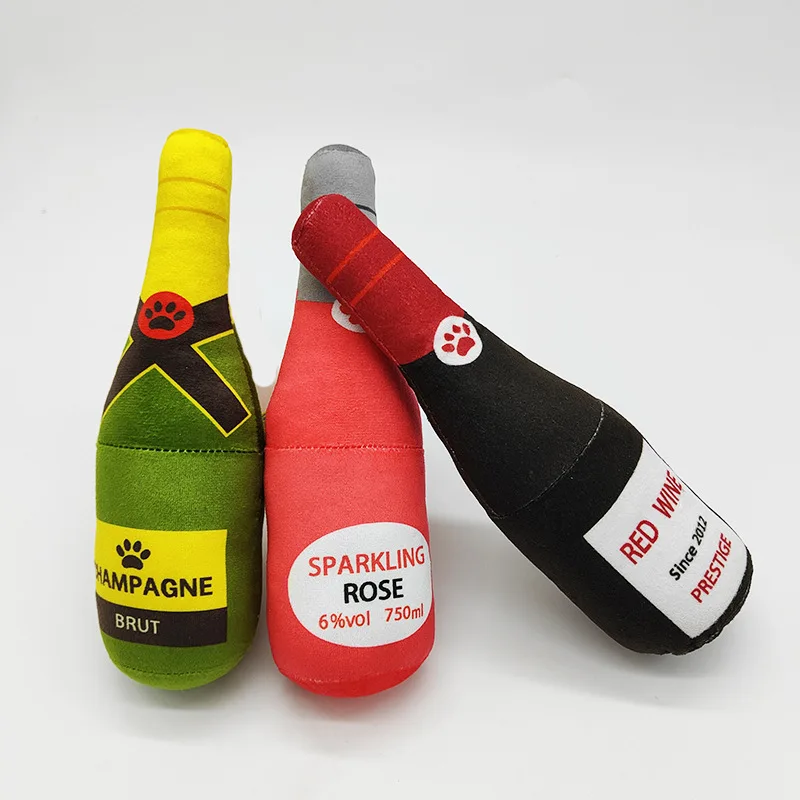 

Interactive Dog Toys Champagne Wine Bottle Shape Pet Toy Plush Filled Vodka Toy Squeaky Bite-Resistant Pet Supplies Whisky