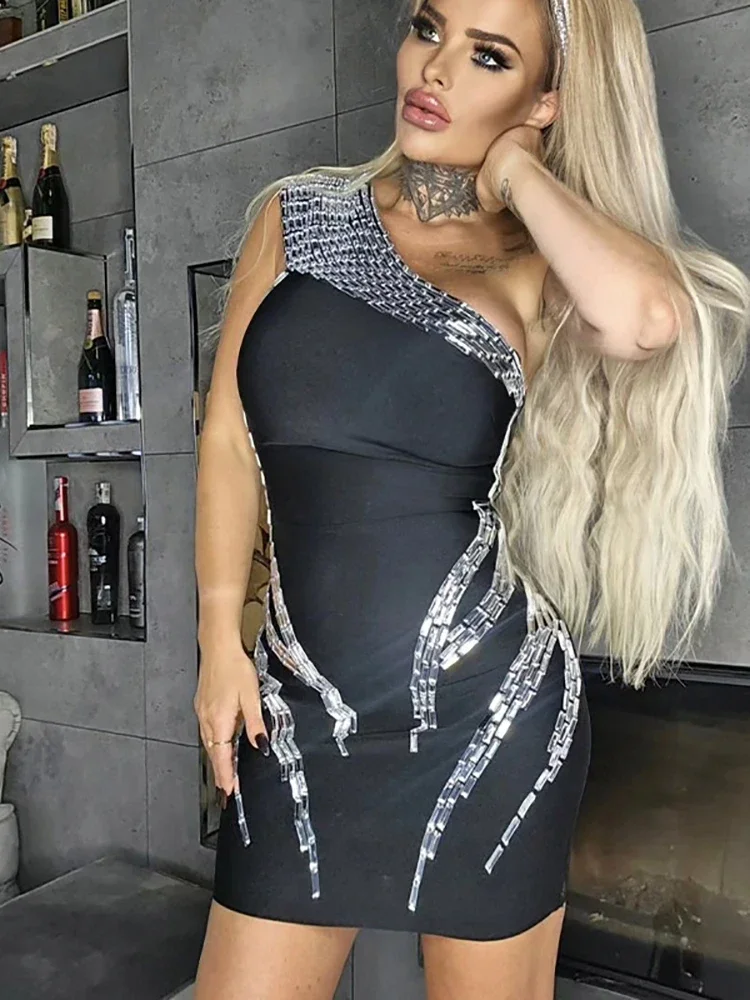 

Sexy One Shoulder Sparkly Crystal Bandage Dress Women Black Diagonal Neck Shiny Mini Bodycon Dresses Cocktail Evening Party Gown
