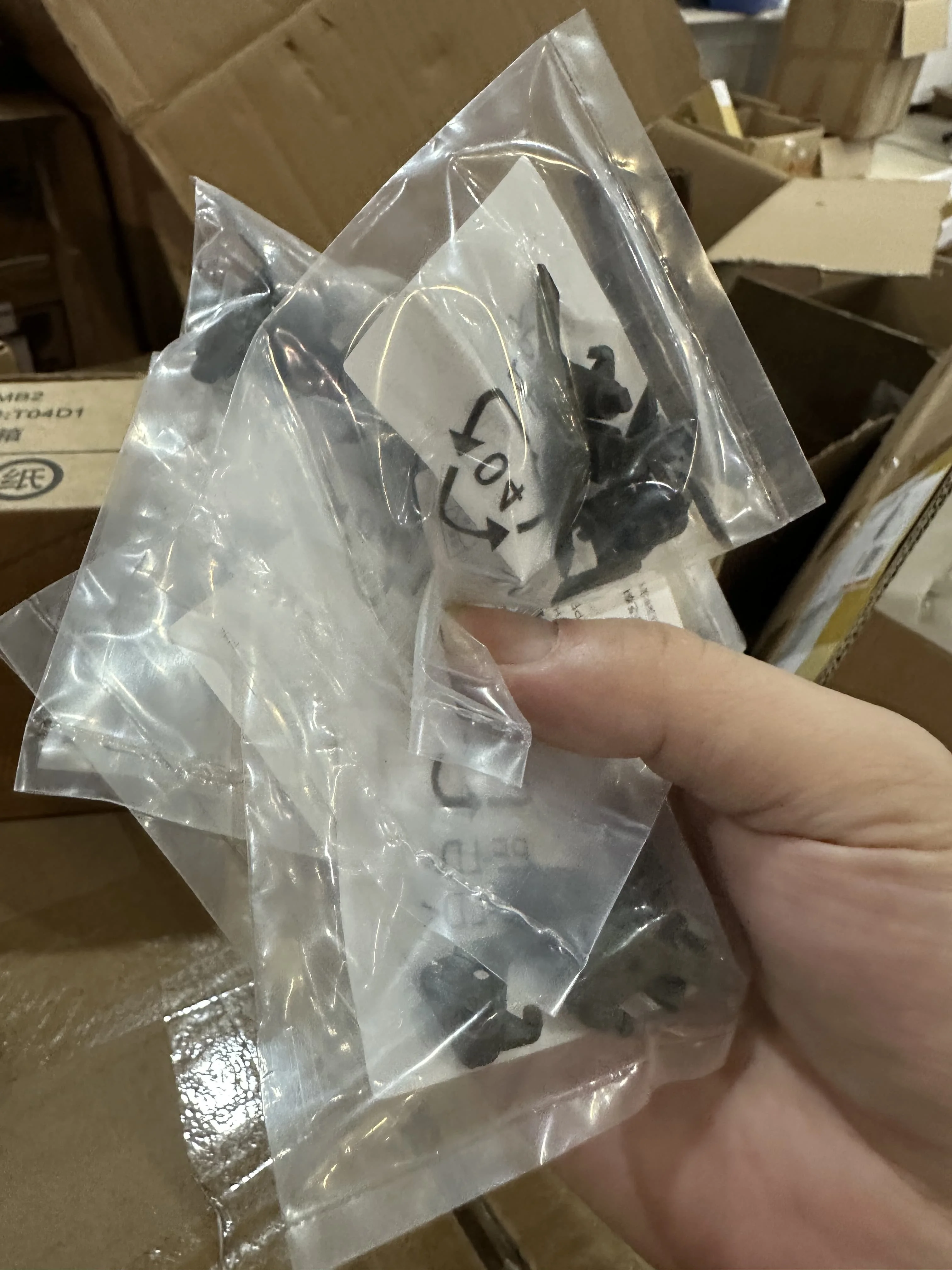 

6LJ14053000 6LH55313000 Верхний захват фьюзера для Toshiba E-STUDIO 205 206 207 255 256 257 305 306 307 E255 E205 E206