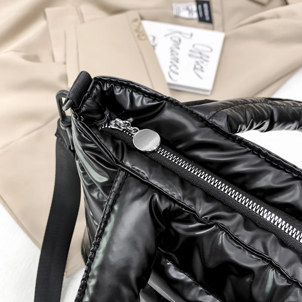 패션 여성용 나일론 자수 실 메신저 백 여성용 솔리드 컬러 대용량 크로스바디 백 선물용