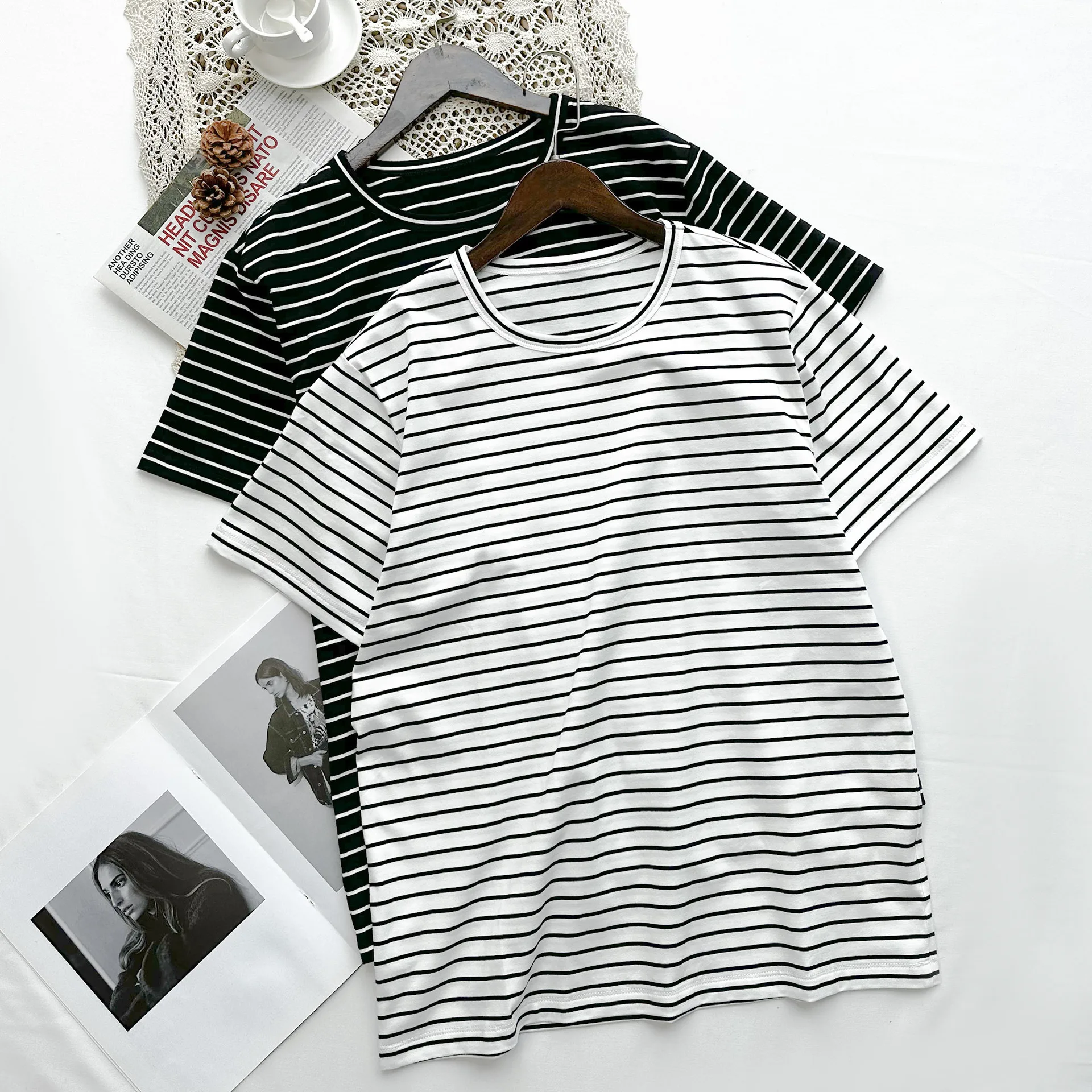 

Striped Cotton Round Neck T-Shirt for Ladies, Short-Sleeved Tops, Casual Slim Slimming, European and American, New Temperament