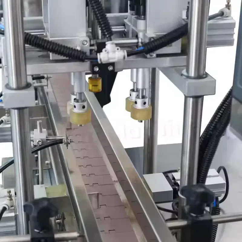 CDX-1 Automatic 4-Wheel Spindle Screw Capping Machine High Precision Capper for PET Glass Round Bottle Water Juice