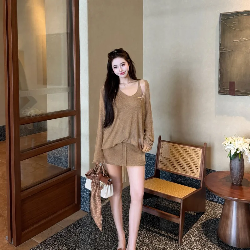 Laid-back Style Loose Feel Smock Strap Knitted Set Three-piece Fashion Slimming Short Sleeve V-neck Commute Wind Women's Ense...