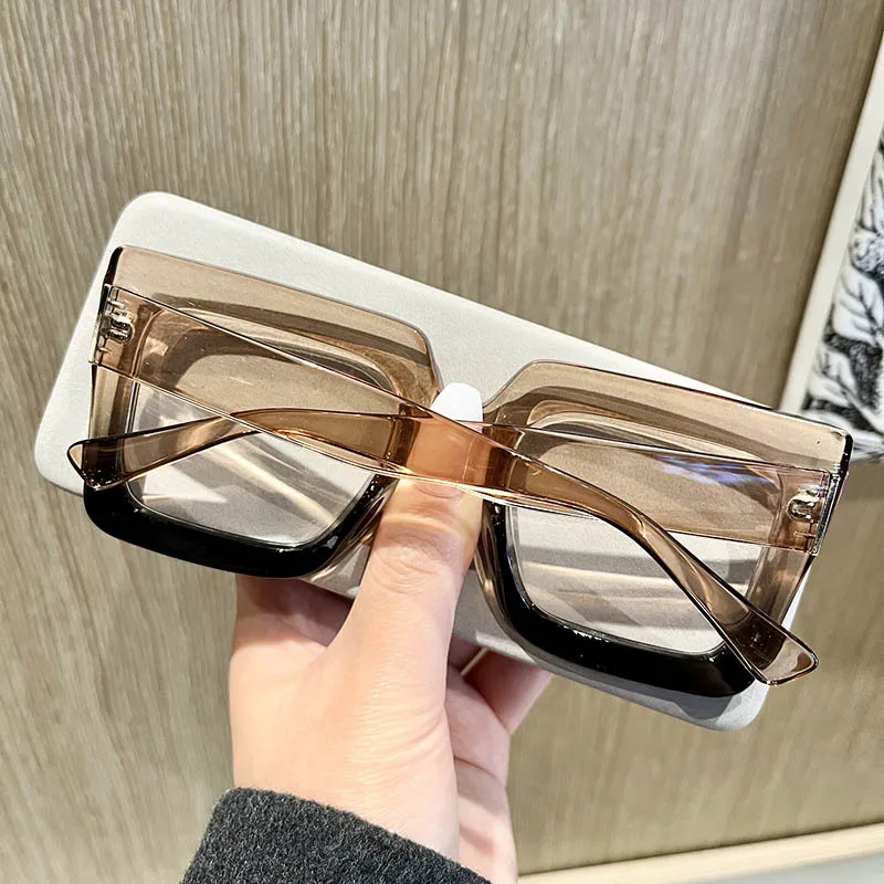 Large Frame Clear Lens Classic Glasses Trendy Square Computer Eyeglass Decorative Eyeglasses Spectacles for Women Men