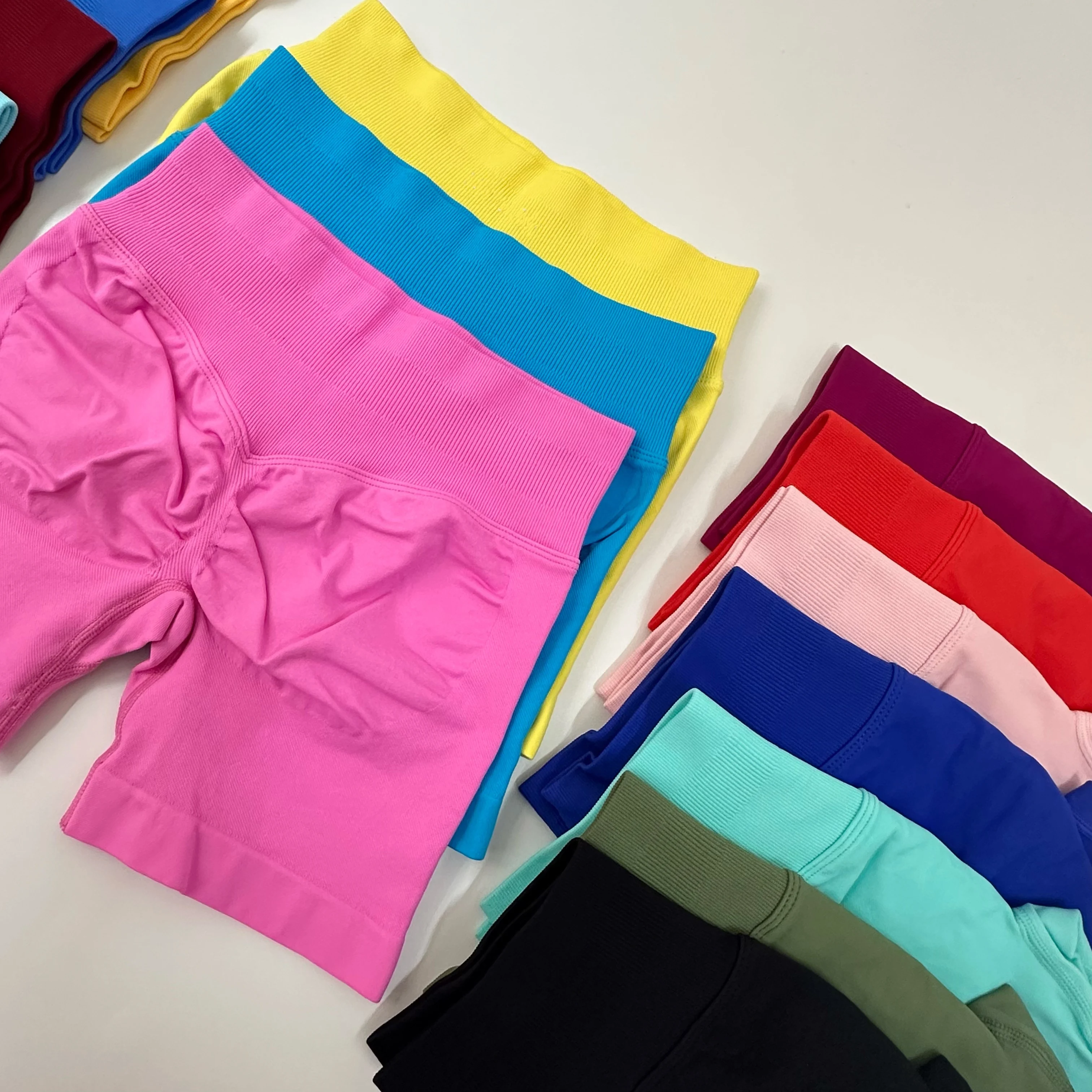 Yoga Shorts Low Ribbed Waist Band Yoga Shorts Seamless Scrunch Bum Workout Gym Shorts Booty Hight Stretch Running Shorts