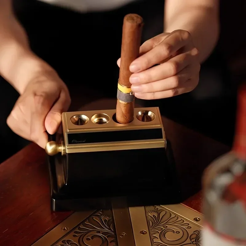 Desktop cigar scissors, high-grade hole opener, hole punch, guillotine.