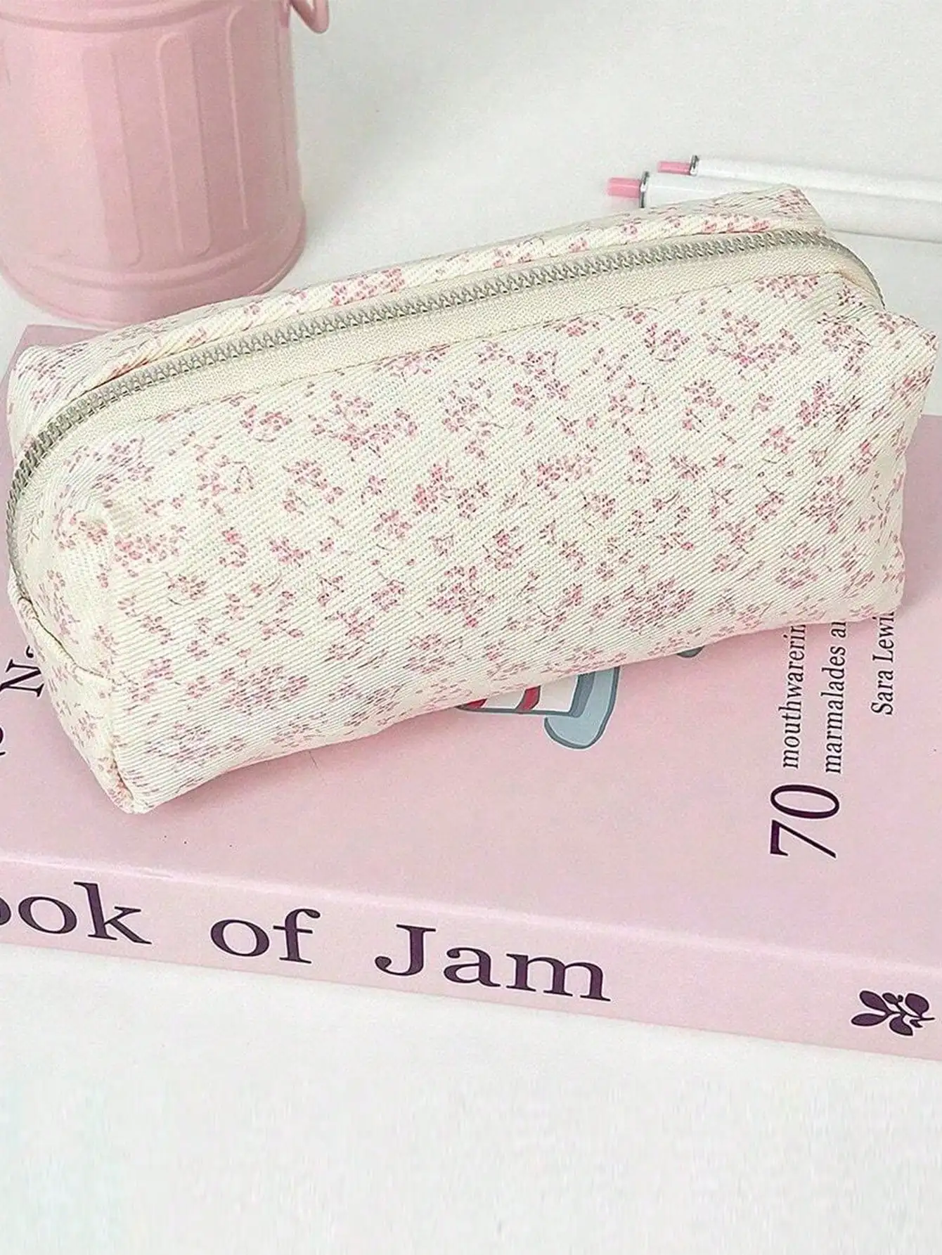 Floral Print Pencil Case, Aesthetic Canvas Zipper Pouch for School, Cute Makeup Bag for Girls, Multiple Colors Available