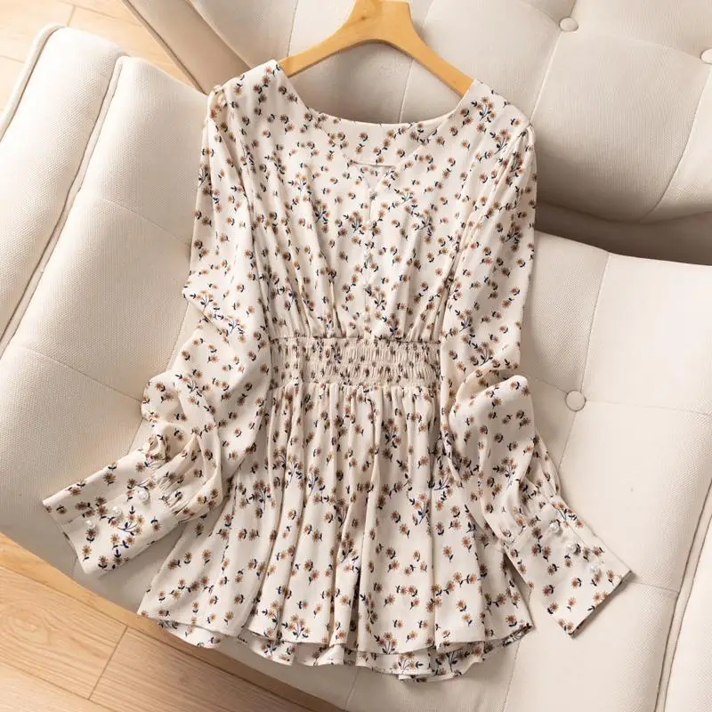 Waist-closed Lantern Sleeve Shirt Gentle Style Top Women's Retro Floral Pearl Button V-neck Shirt