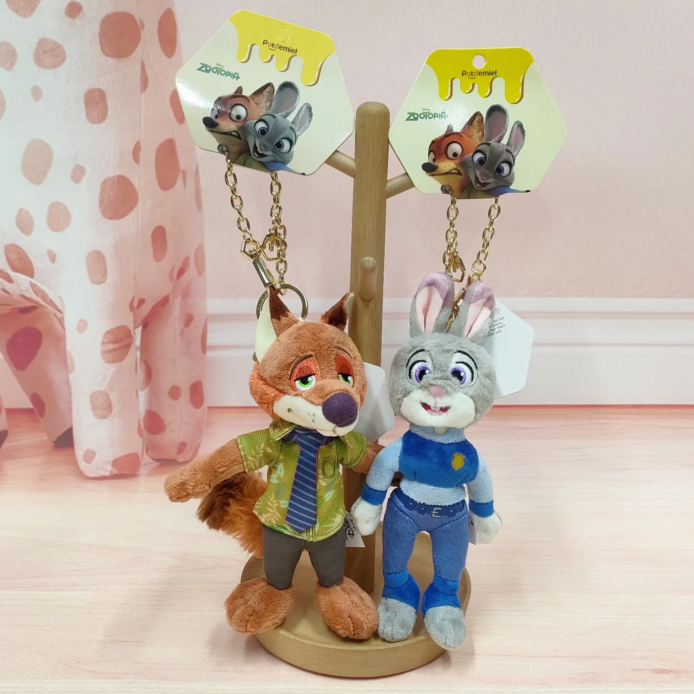 ズートピア ニック ジュディ シリーズ ぬいぐるみ バックパック ペンダント アニメ フィギュア モデル デスクトップ オーナメント キーホルダー トレンディなおもちゃ ぬいぐるみ ギフト