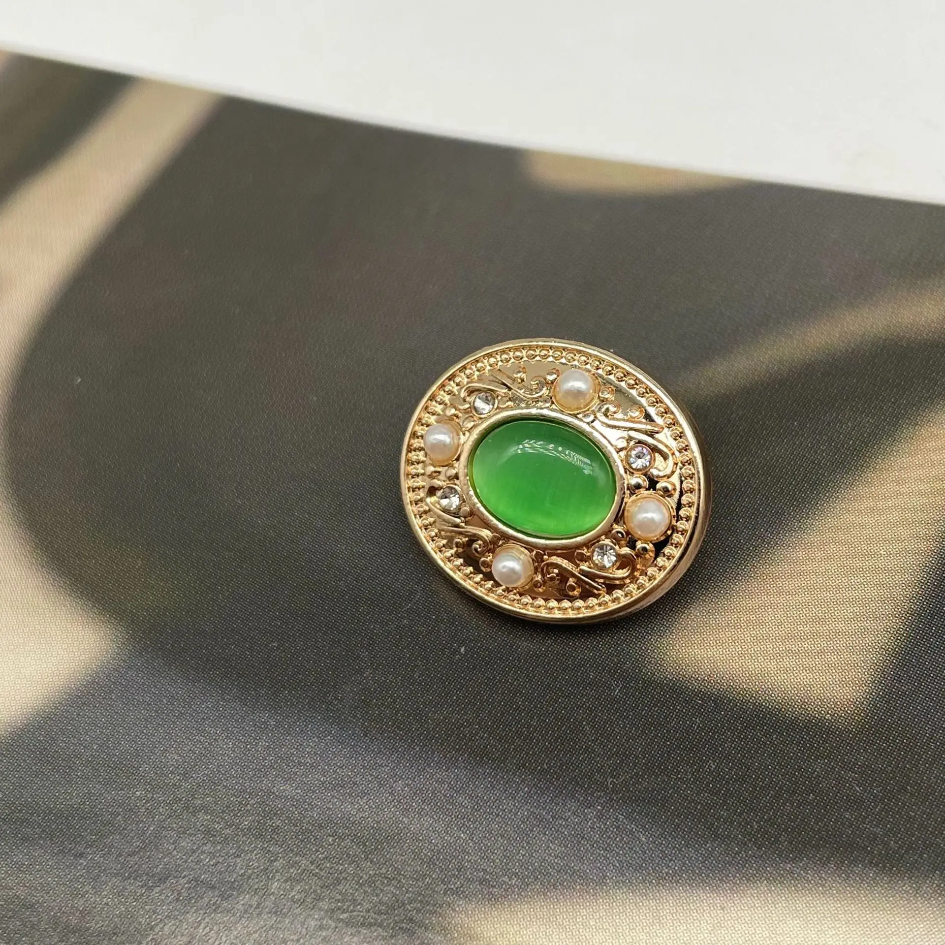 6PCS Of 18/25MM Retro Palace Style Oval Green Cat Eye Metal Buttons DIY Clothing Sewing Accessories Button