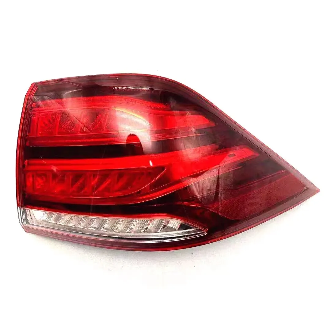 For Mercedes-Benz W166 GLE320 GLE350 GLE400 GLE500 GLE550 2016 2017 2018 2019 Rear Car LED Tail Light Brake Light A1669065701