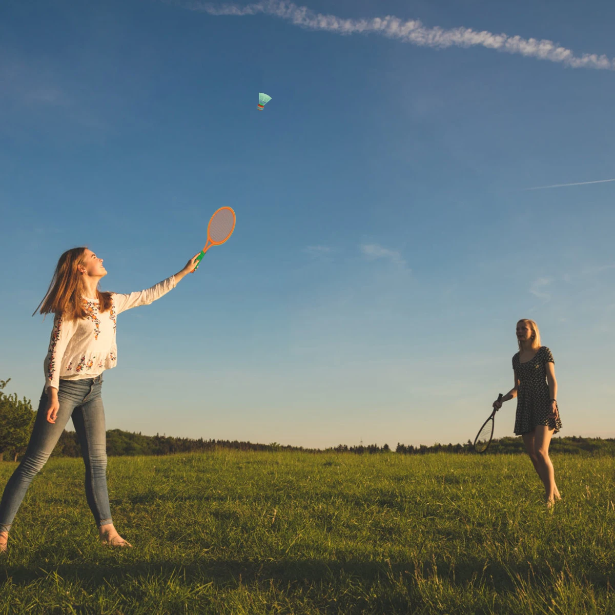 

1 комплект уличных ракеток для бадминтона, прочный комфортный материал, компактный размер для тренировки рук и глаз, ракетки для бадминтона