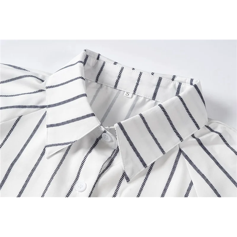 

Women's Button Down Striped Shirts Collared Puff Long Sleeve Oversized Smocked Blouses With Pocket