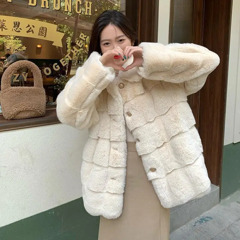 Women's Padded Jacket Outdoor Daily Wear Winter Coat New Design Thickened Warm Elegant Padded Jacket for Women Korean Version