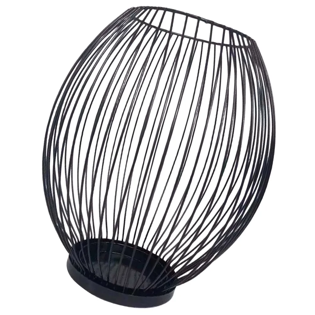 

Стильный кованый подсвечник размера L: функциональный и декоративный элемент для отелей, клубов, витрин магазинов, вечеринок – усилитель атмосферы