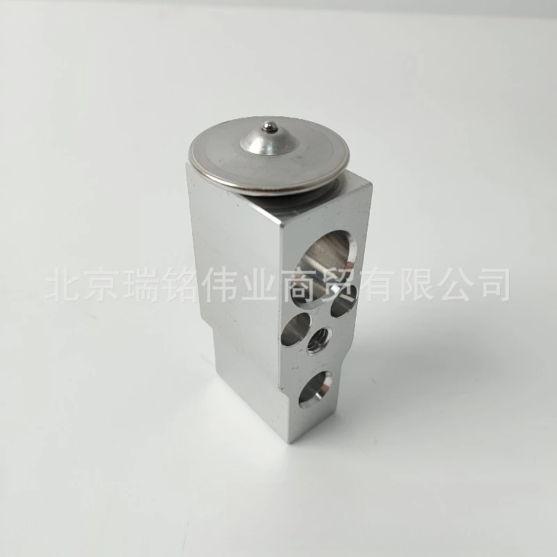 6811934100 A/C Expansion Valve Fit For Ssangyong KGM KORANDO C Replacement Spare Part