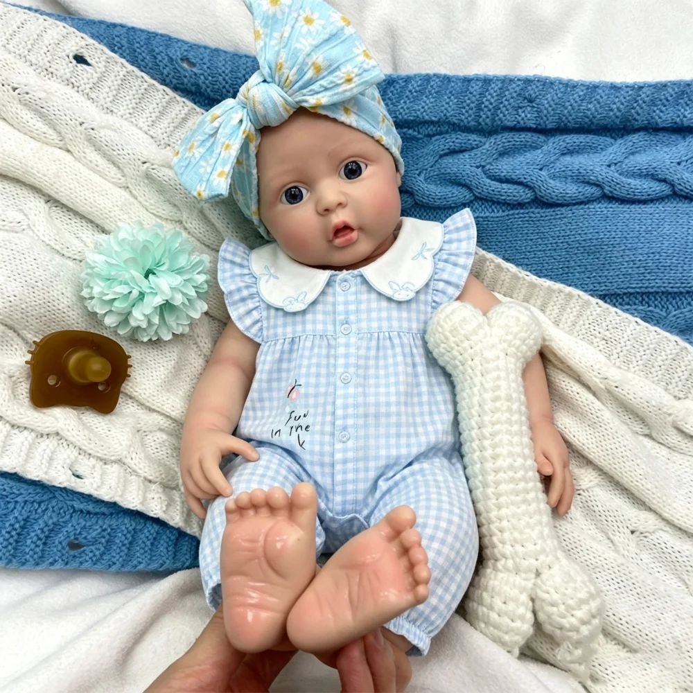 Open Eyes 17inch Soft Full Body Silicone Reborn Doll Realistic Lovely Design Warm Companion Doll For Elderly People