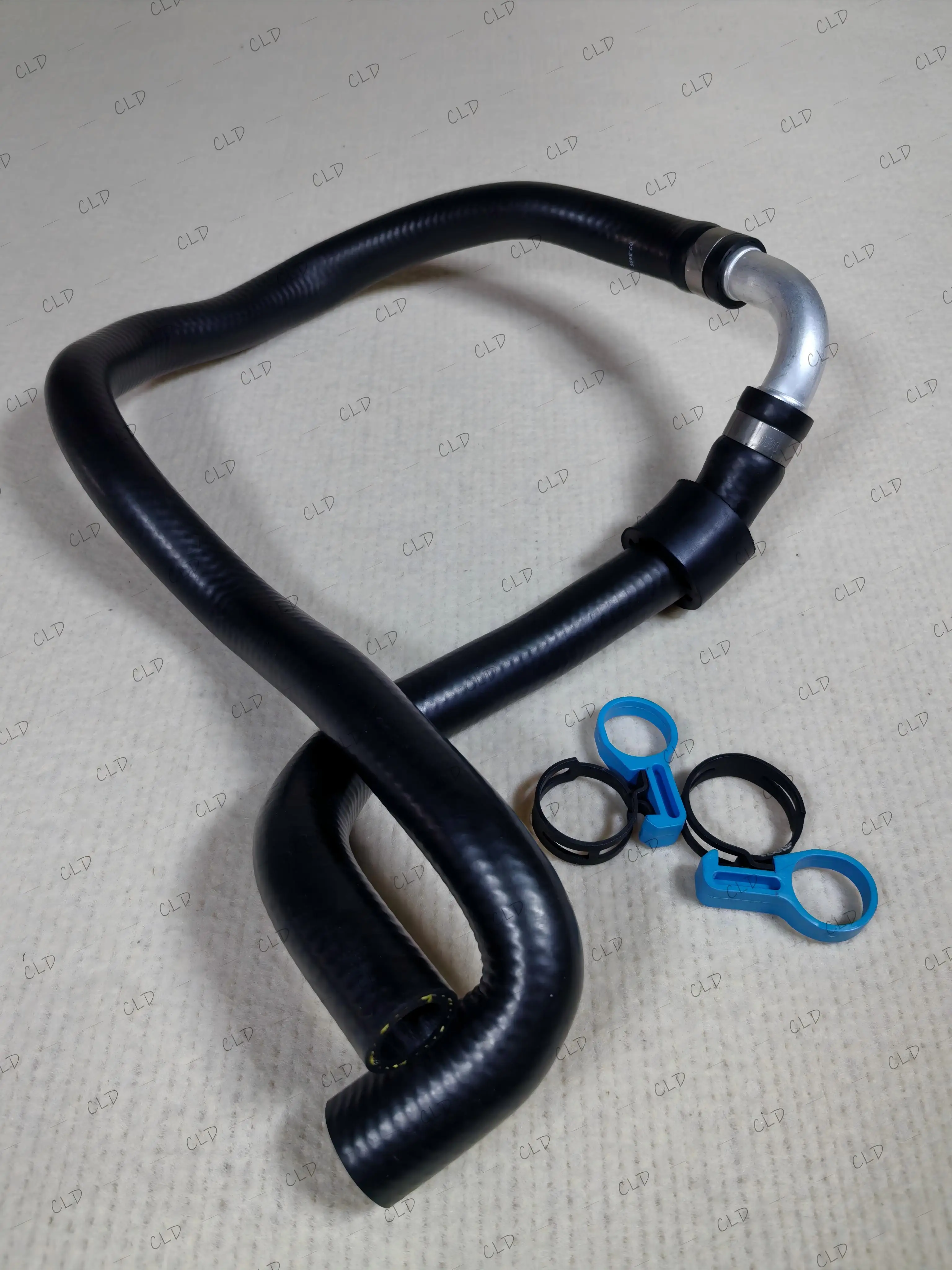 A1668300696 is suitable for Mercedes Benz engine radiator coolant water heater hose C292 W166 X166 GLE 350 400 GLS 350 450