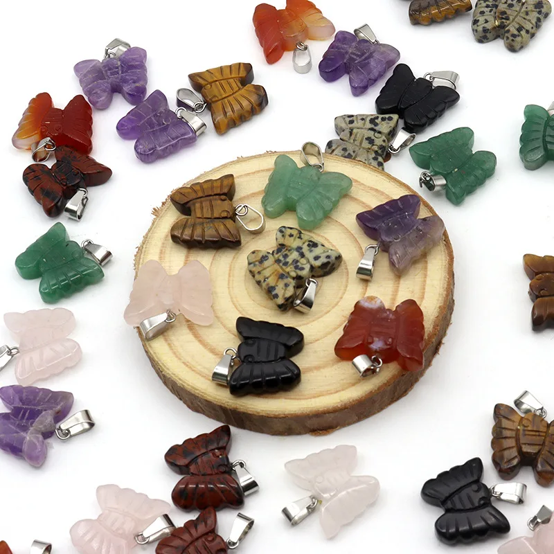 10 قطعة/الحقيبة اليد منحوتة حجر عقد بحلية متدلية على شكل فراشة شفاء طبيعي كريستال كوارتز حجر الحيوان فراشة المعلقات لصنع المجوهرات