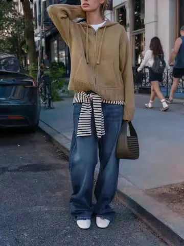 Felpa con cappuccio cardigan lavorato a maglia con doppia tasca con cerniera allentata moda donna autunno e inverno in stile europeo e americano